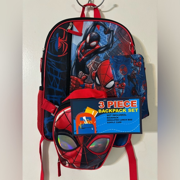 Marvel Spider-Man 3 Piece Backpack Set - Picture 2 of 3